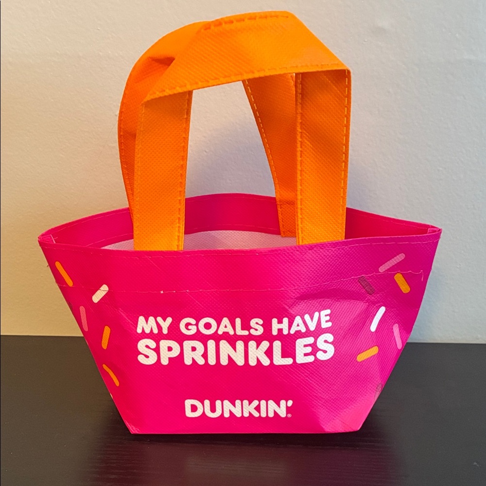 Dunkin’ Donuts bag